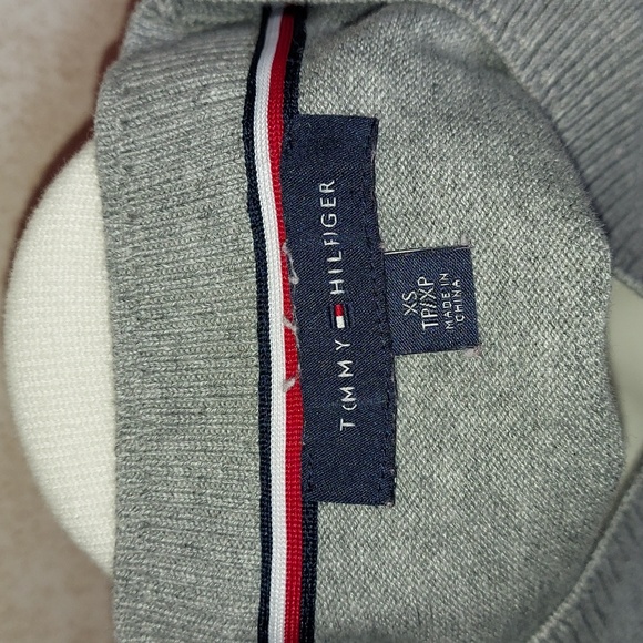 Tommy  Hilfiger Multi Color Sweater - Picture 2 of 10